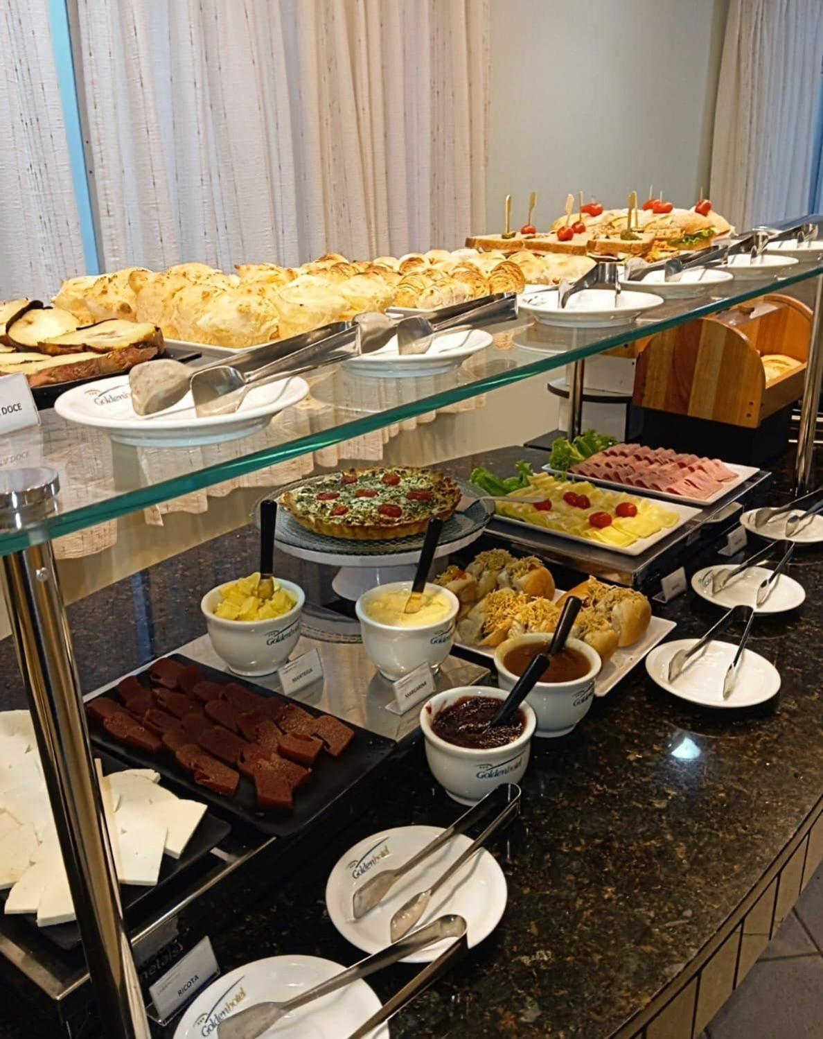 Golden Hotel - O Mais Central - Pet Friendly Chapeco Luaran gambar